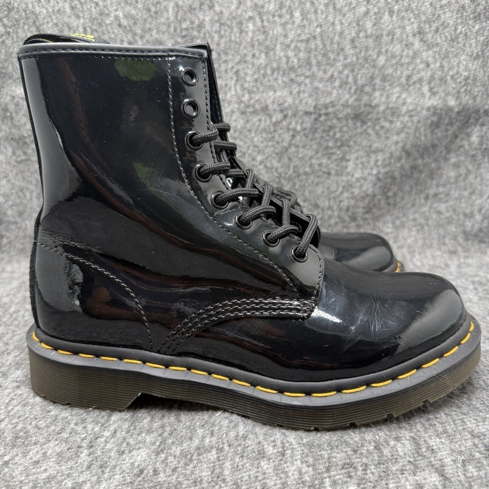 Dr. Martens 1460 W Womens‎ Sz 7 Black Patent Leather Lace Up 8 Eye Combat Boot